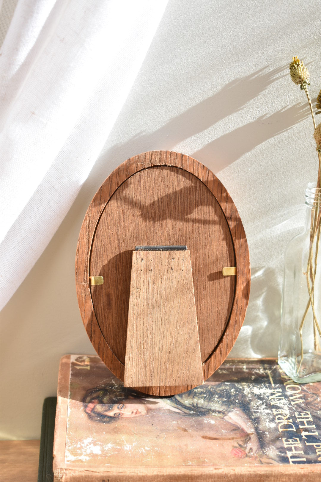small oval wooden frame - custom pet portrait (2)