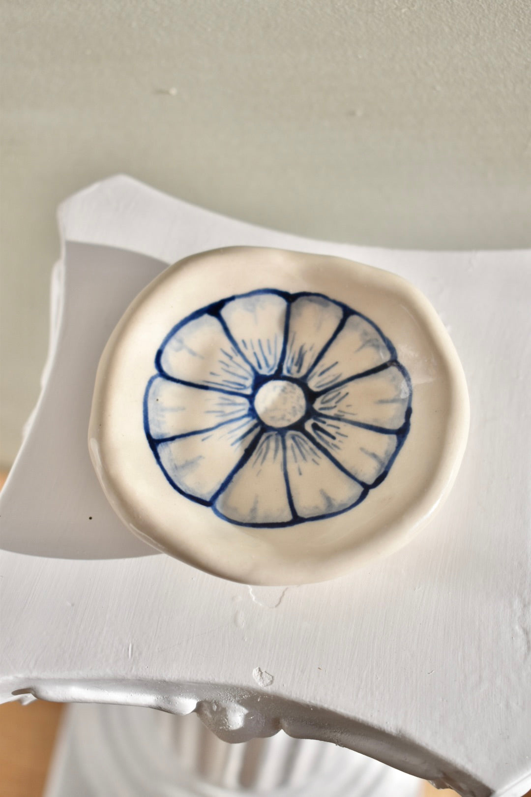 ceramic blue flower trinket dish/wall hanging