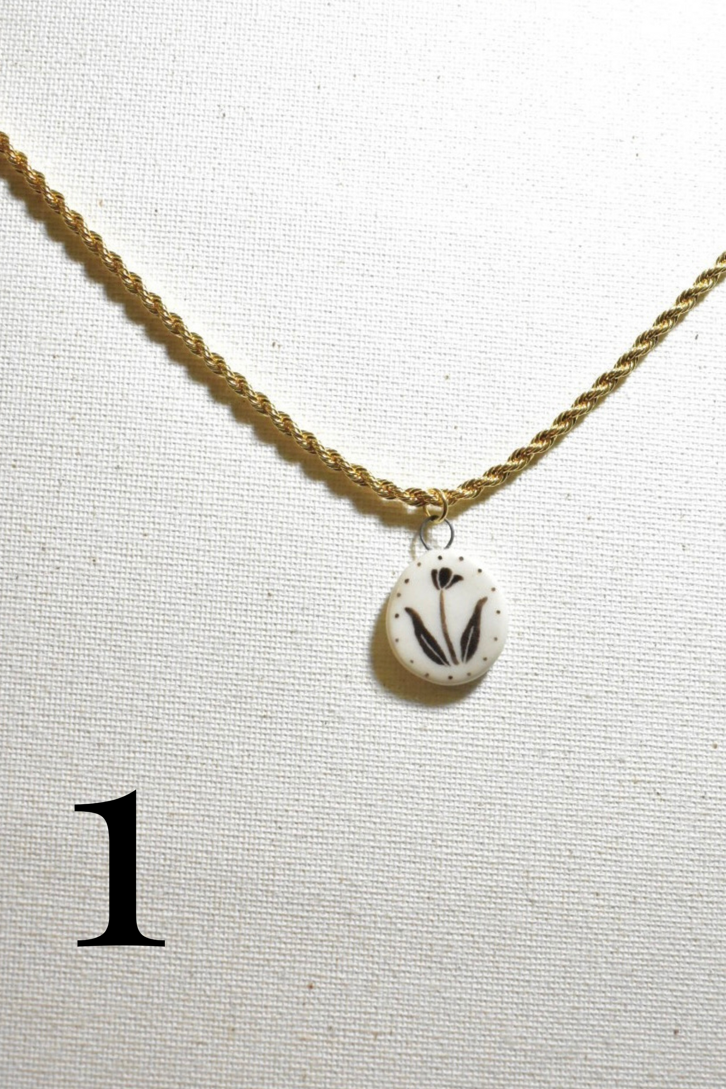 ceramic charm necklace (CHAIN CHOICE)