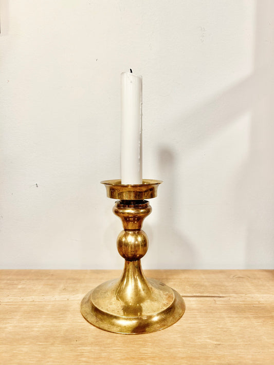 wide-lip brass candle holder (single)