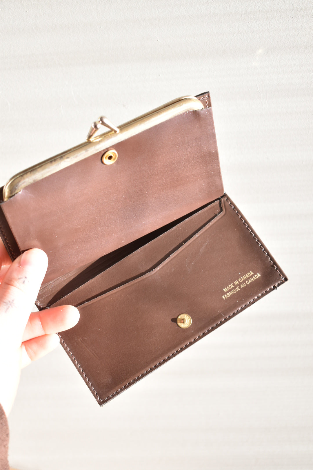 beige vintage leather wallet