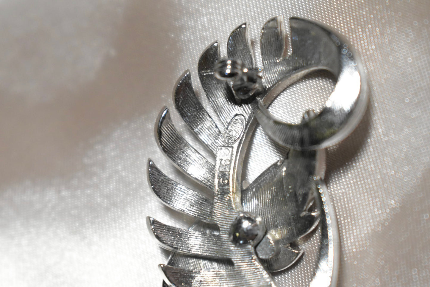 vintage 1920s brooch