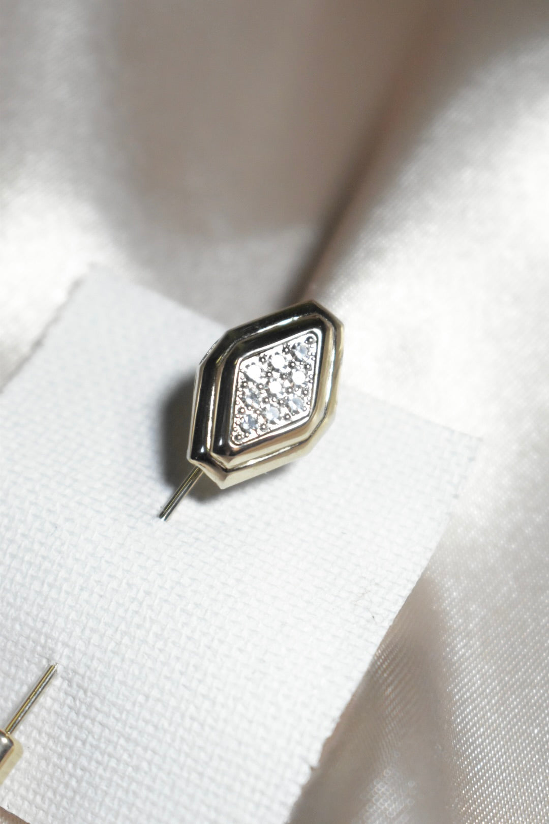 golden crystal bar pin