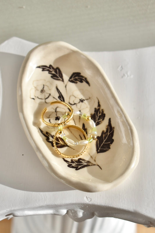 ceramic flower trinket dish/wall hanging