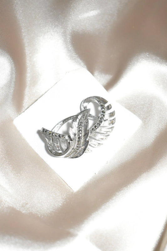 vintage 1920s brooch