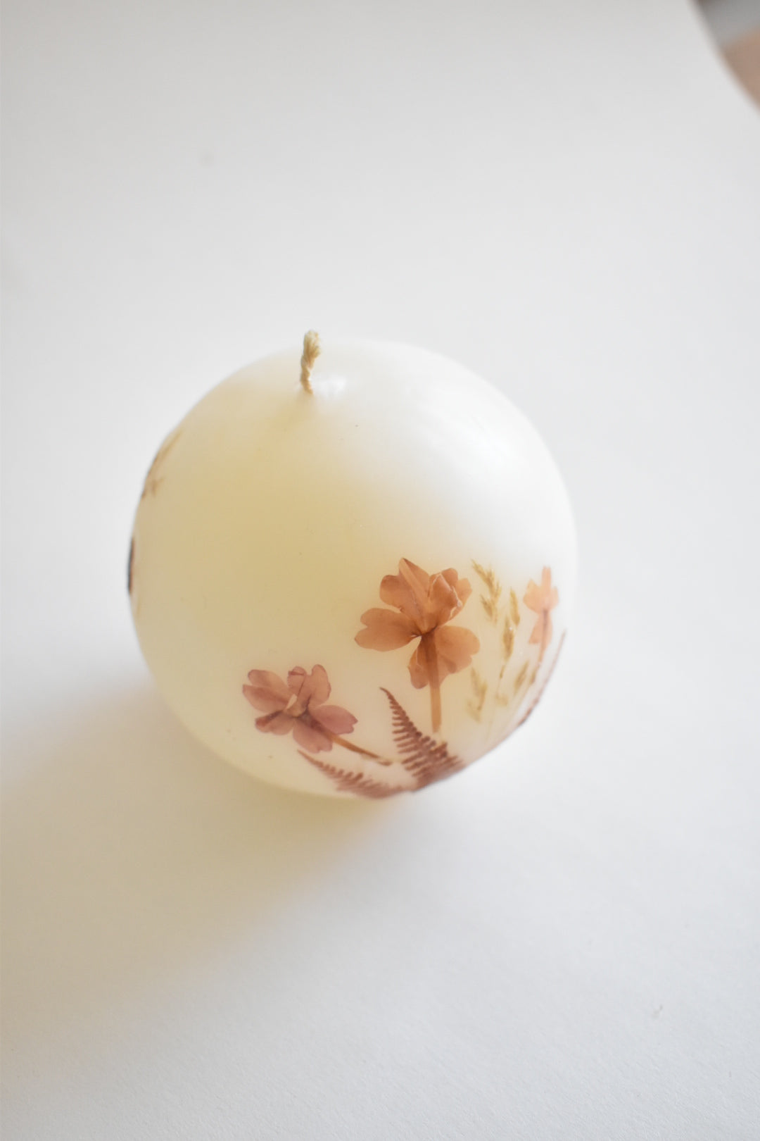 floral ball candle