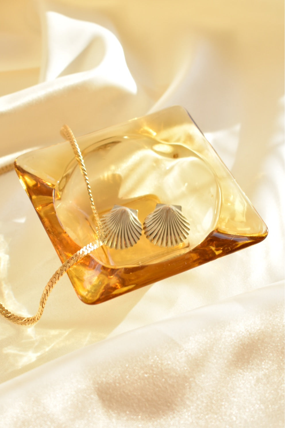 mini vintage yellow glass ashtray