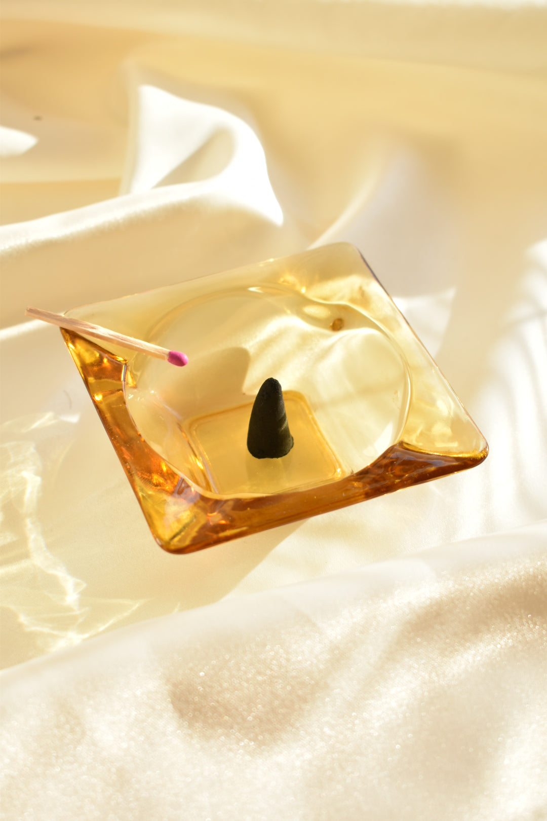 mini vintage yellow glass ashtray